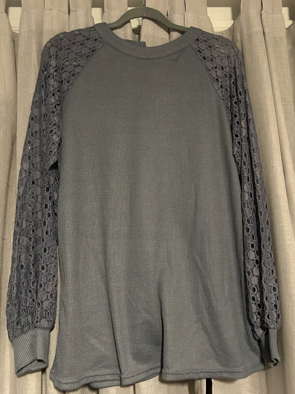 Women's Long Sleeve Lace-Sleeve Thermal Top - Blue
